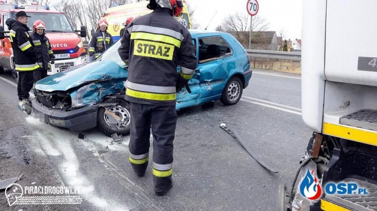 Zderzenie osobówki z ciężarówką na drodze krajowej nr 5!
