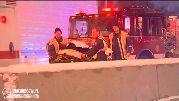 Potężny karambol na zasypanej śniegiem autostradzie w Chicago!