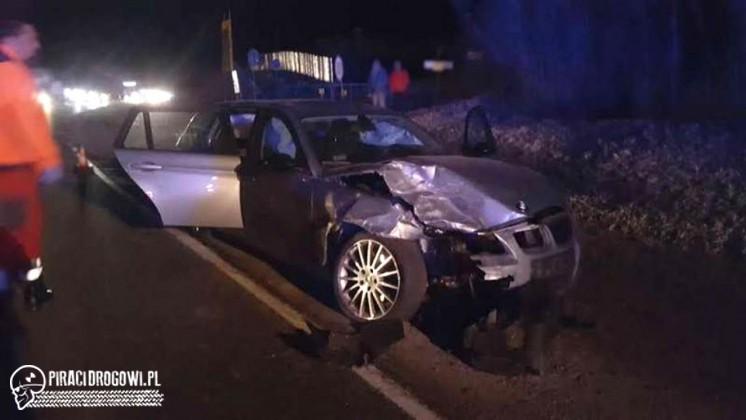 BMW z impetem wbiło się w tył seata