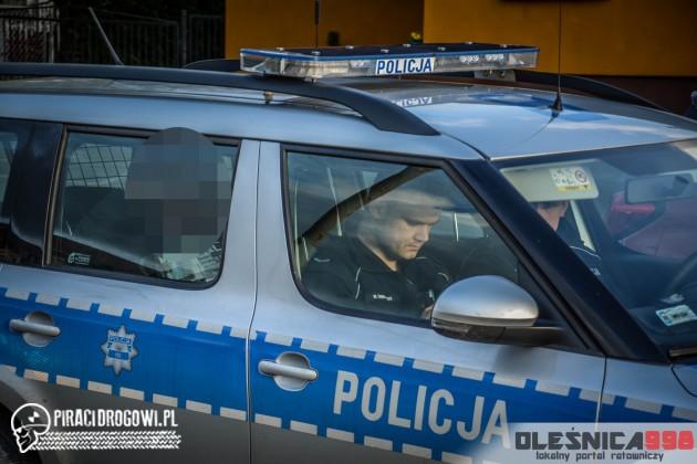 Chciał zatrzymać pociąg 'na stopa'