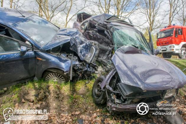 Mężczyzna zginął w zderzeniu  opla z fordem koło Sokołowic
