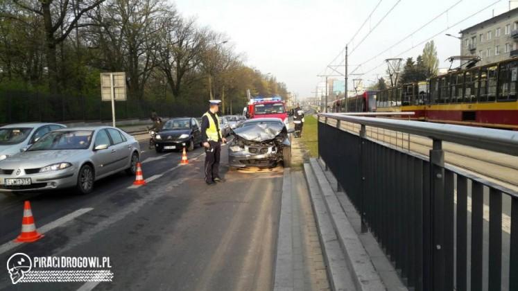 Uderzył w bmw, dachował i zginął na miejscu