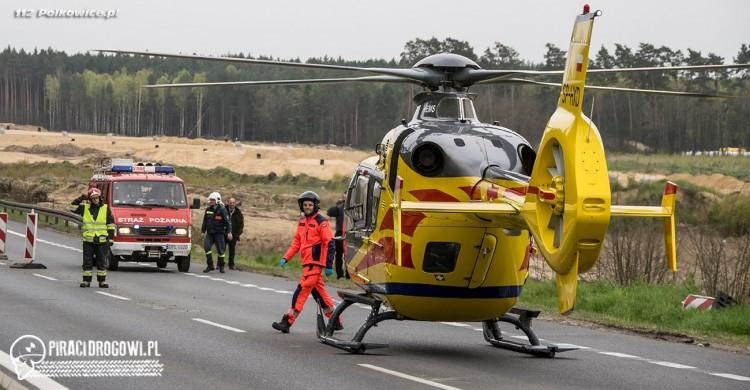 Wbił się tirem w tył osobówki. Efekt domina na DK nr 3 w m. Biedrzychowa