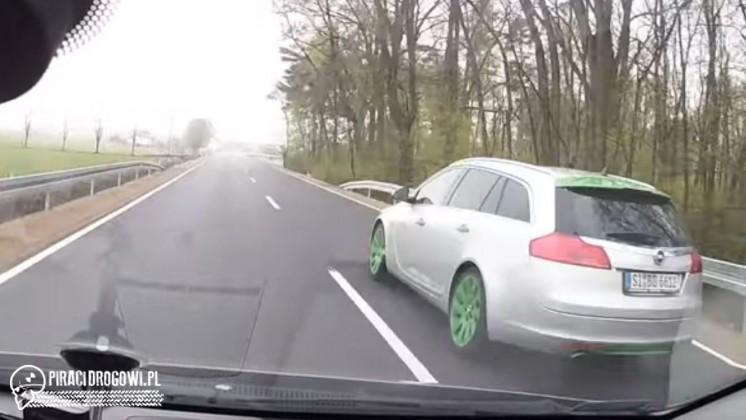 Kozactwo w oplu nie daje się wyprzedzić. Niskie poczucie własnej wartości?