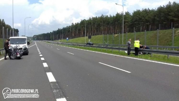 Na S3 motocyklista wjechał w bariery i zginął na miejscu