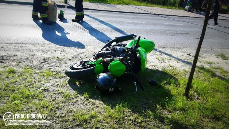 Spowodował wypadek jadąc motocyklem bez tablic, OC i bez prawa jazdy!