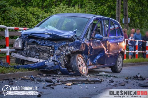 Czołowe zderzenie na krajowej 25. W akcji dwa śmigłowce LPR!