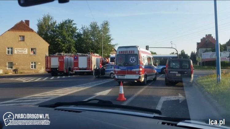 8 osób rannych po wypadku autobusu miejskiego w Legnicy