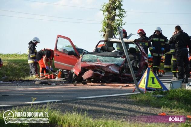 Dwie osoby zginęły, cztery są ranne. Groźnie na krajowej ósemce!