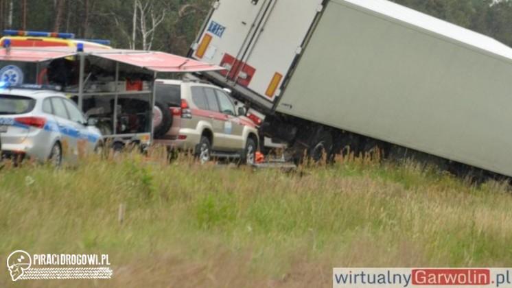 Karambol pod Garwolinem. Poszkodowanych 31 osób. LPR w akcji.