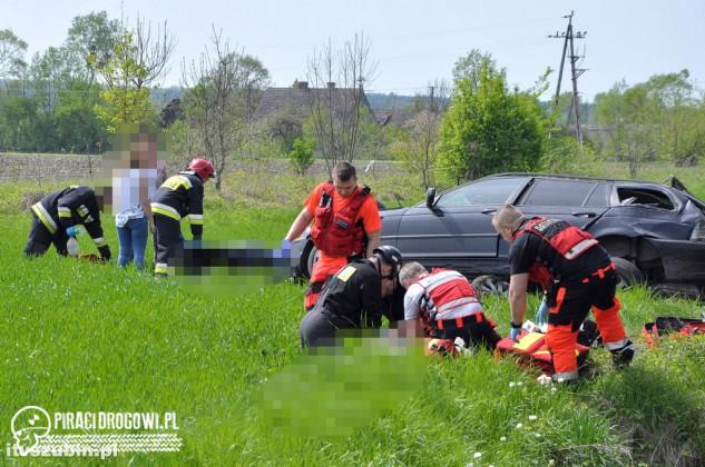 Cztery osoby zginęły w wypadku BMW i seata w Ameryczce.