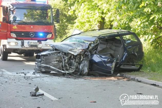 Czołowe zderzenie osobówki z TIR-em. Wypadek nagrała kamera!