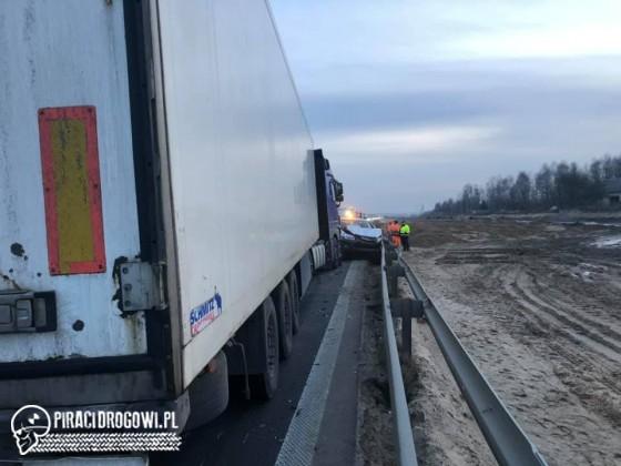 Karambol na DK 1 pod Częstochową. To cud, że wszyscy przeżyli!