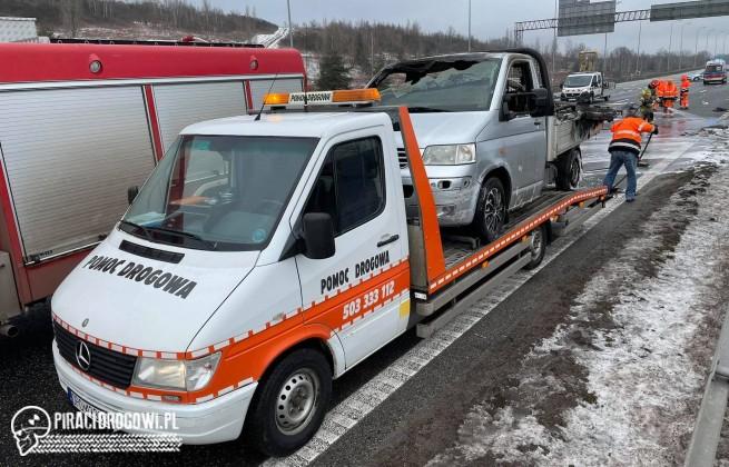 Pożar samochodów po karambolu na autostradzie A4!