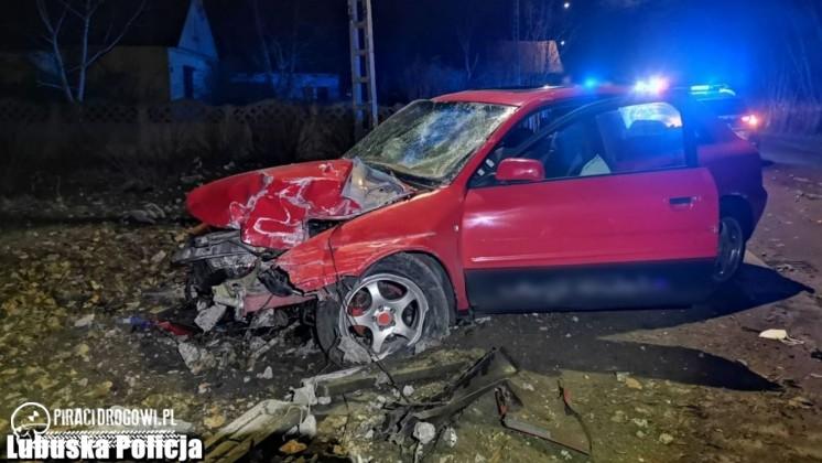 PIjany kierowca bez prawa jazdy, uciekał niezarejestrowanym samochodem bez OC.