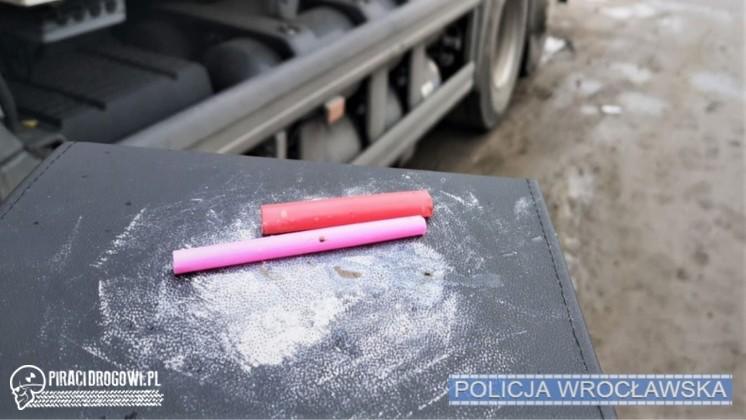 Jeździł śmieciarką i wciągał amfetaminę. 'Zdradził go biały ślad pod nosem'.