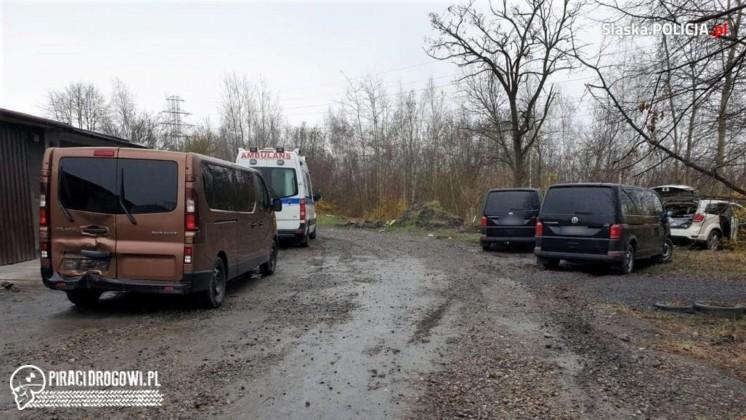 Staranował radiowozy i celował z broni do policjantów. Został zastrzelony.