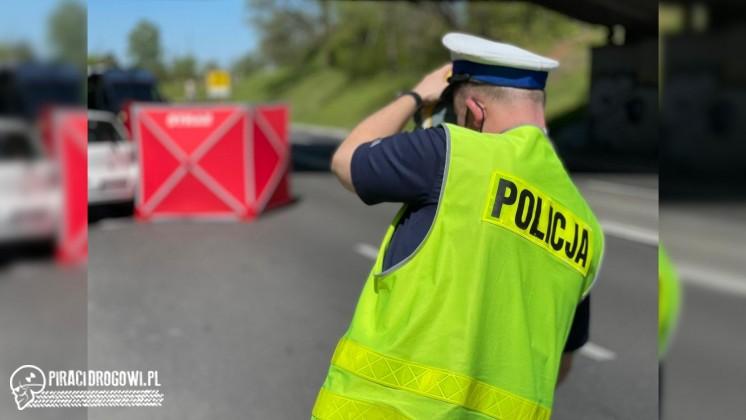Dwa wypadki, jeden po drugim. Nie żyje motocyklista, ranni są kobieta i dziecko.