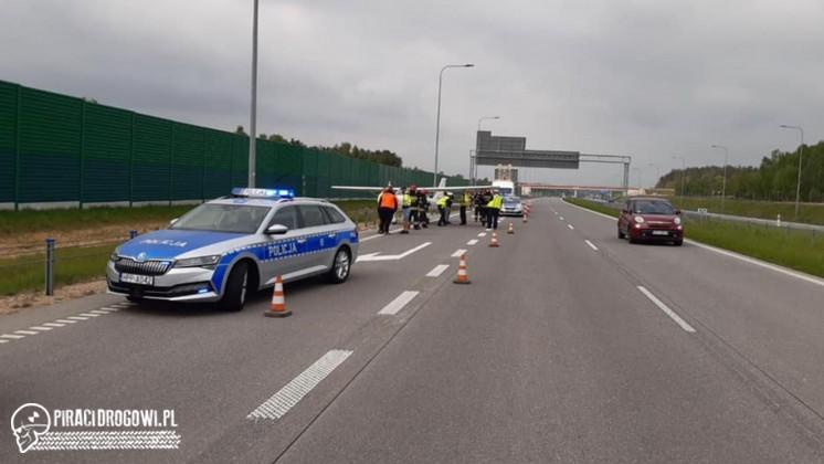 Awaryjne lądowanie na autostradzie A1. Pilot miał problemy z silnikiem.