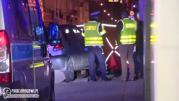  Tragiczny wypadek w Łodzi. Pijany kierowca rozbił matiza na latarni.