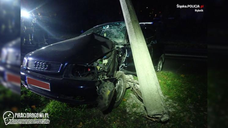 Trzech 18-latków w audi. Kierowca miał prawo jazdy od 7 dni.