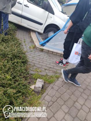 Wypadek na rondzie Jagiellonów w Bydgoszczy 