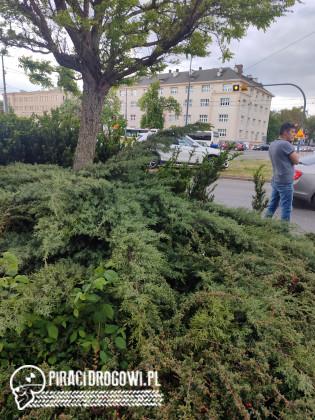 Wypadek na rondzie Jagiellonów w Bydgoszczy 