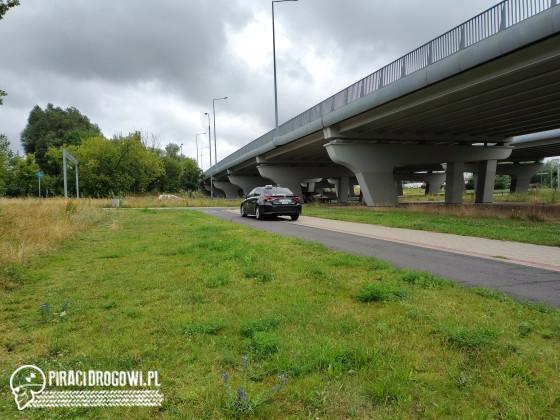 Jazda taxi po parku i ścieżce rowerowej