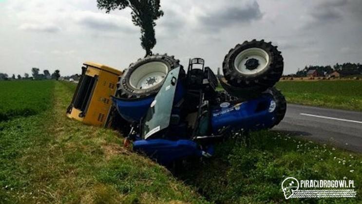 Dachował podczas jazdy testowej ciągnikiem, wartym 400 tysięcy złotych!