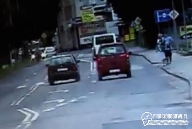 Pijany kierowca wyprzedzał na przejściu dla pieszych!