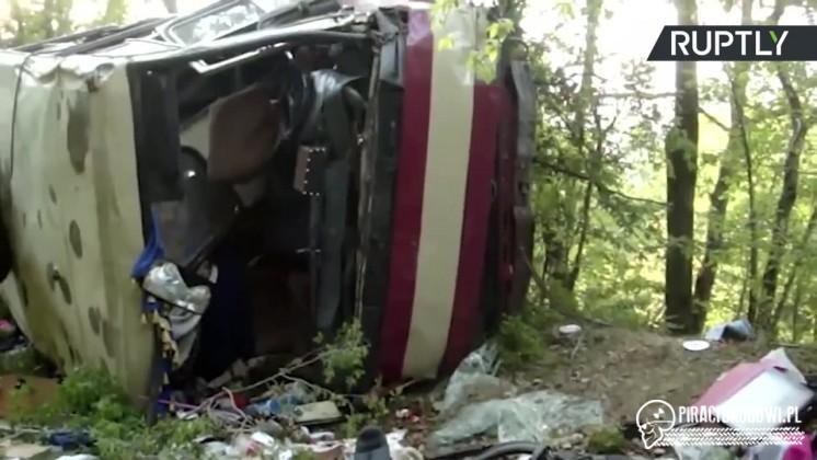 Tragiczny wypadek autokaru na Krymie. Nie żyje 7 osób, a 13 jest rannych!