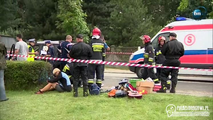 Samochód wjechał w grupę pielgrzymów. 14 osób zostało rannych!