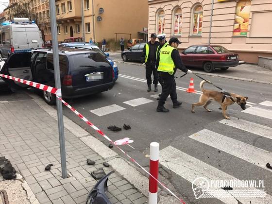 Kierowca staranował fordem trzy samochody i uciekł!