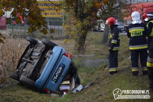 Dachowanie fiata z czteroosobową rodziną!