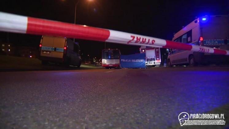 Śmiertelne potrącenie pieszej w Gdańsku. Kobieta wpadła pod autobus.