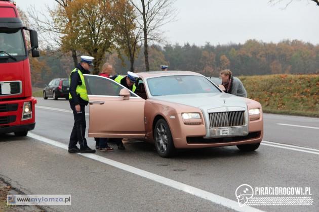 Pościg za Rolls-Royce'em z Dubaju. Kierowcę zatrzymano po 60 kilometrach!