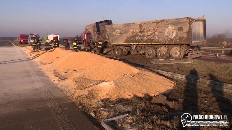 Wjechał na autostradę pod prąd. Doszło do czołowego wypadku z ciężarówką!