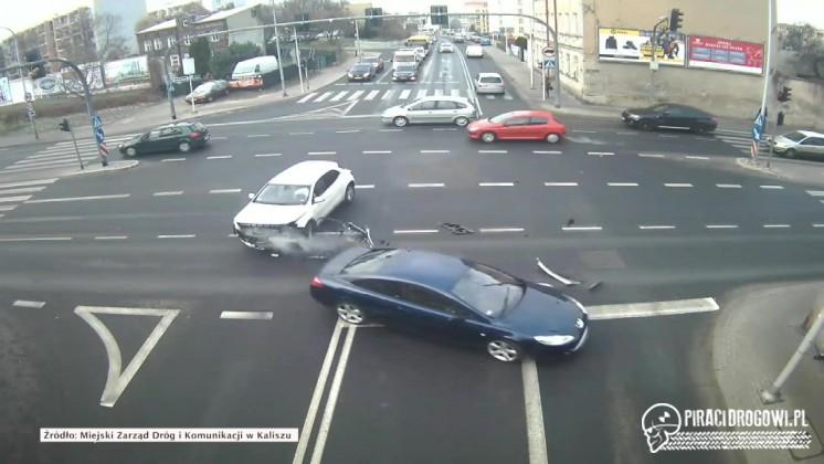 Latarnia uratowała życie pieszej w Kaliszu!