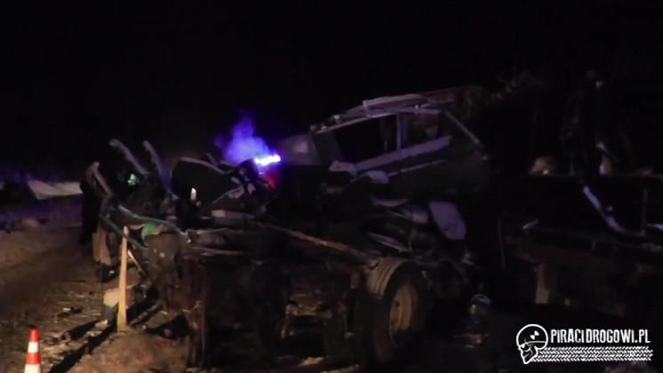 Tragiczny karambol w Rosji. Nie żyje 11 dzieci.