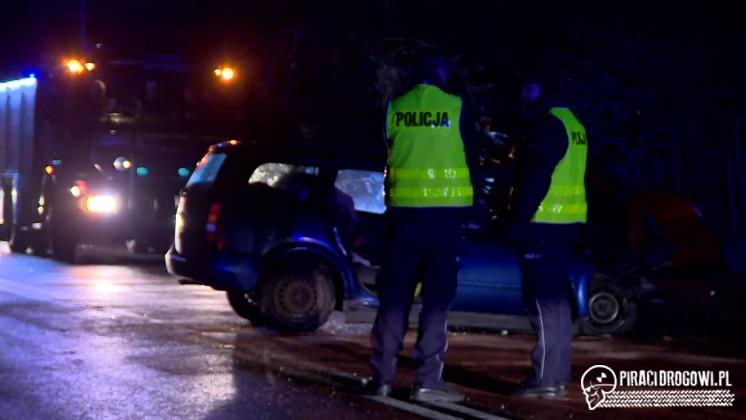 Świąteczna tragedia na Dolnym Śląsku. Jedna osoba zginęła a pięć jest rannych.