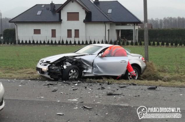 Kilka osób rannych w karambolu na wiejskiej drodze w Pisarzowicach!