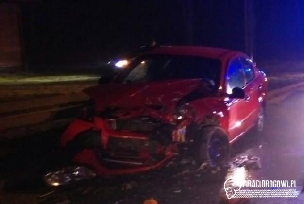 Zderzenie dwóch osobówek na drodze wojewódzkiej 417!