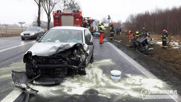 Tragiczna czołówka dwóch samochodów na krajowej 5!