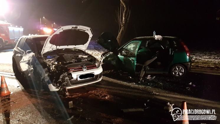 Wypadek drogowy na DK-8 w Kobierzycach