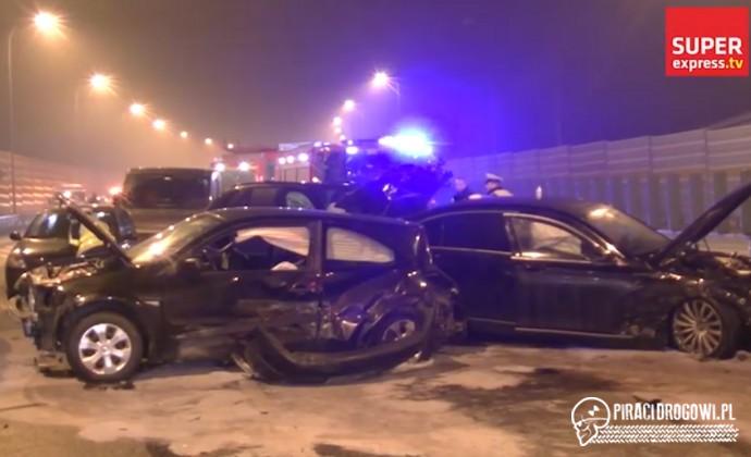 Wypadek kolumny z Macierewiczem. 'Jechali 140 km/h, wjechali na czerwonym'!