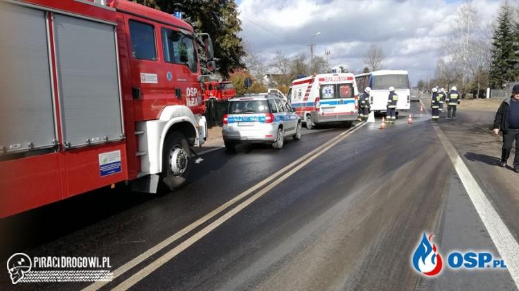 Zderzenie osobówki z autobusem na drodze krajowej nr 9!